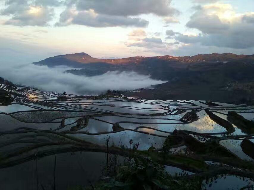 Green Hostel & Sunny Guesthouse Yuanyang  Exterior photo